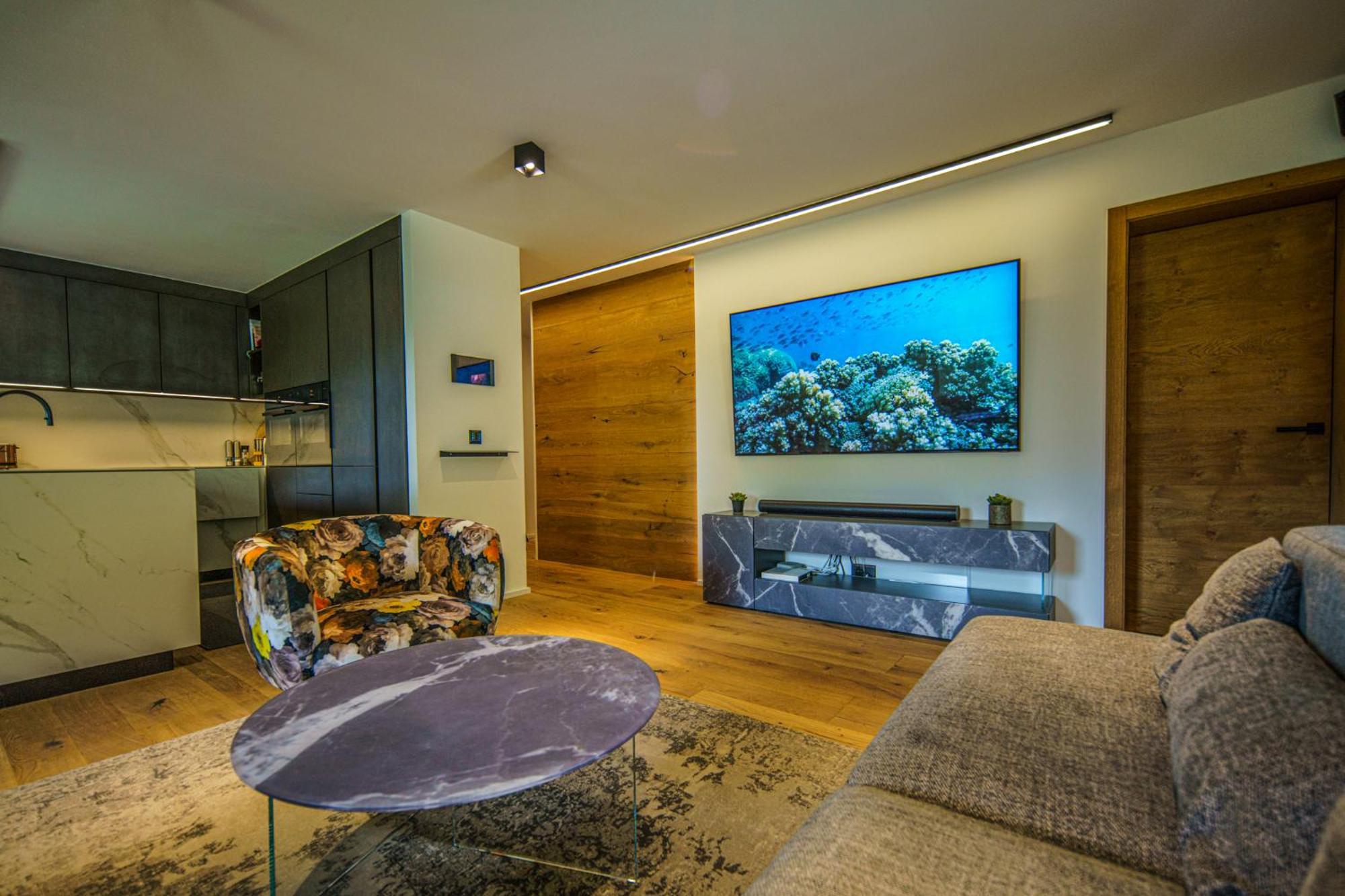 Luxury Mountain Apartment With Private Sauna And Underground Parking サンモリッツ エクステリア 写真