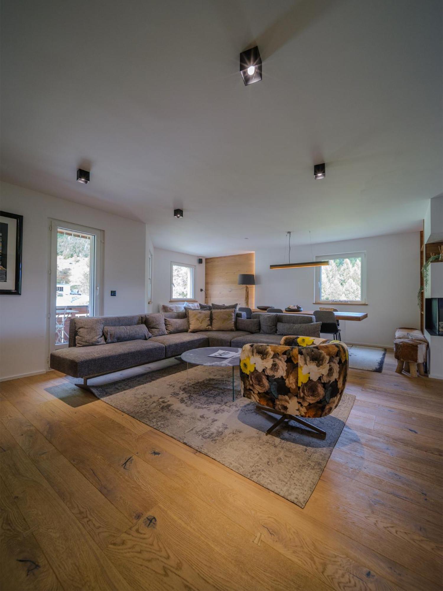 Luxury Mountain Apartment With Private Sauna And Underground Parking サンモリッツ エクステリア 写真