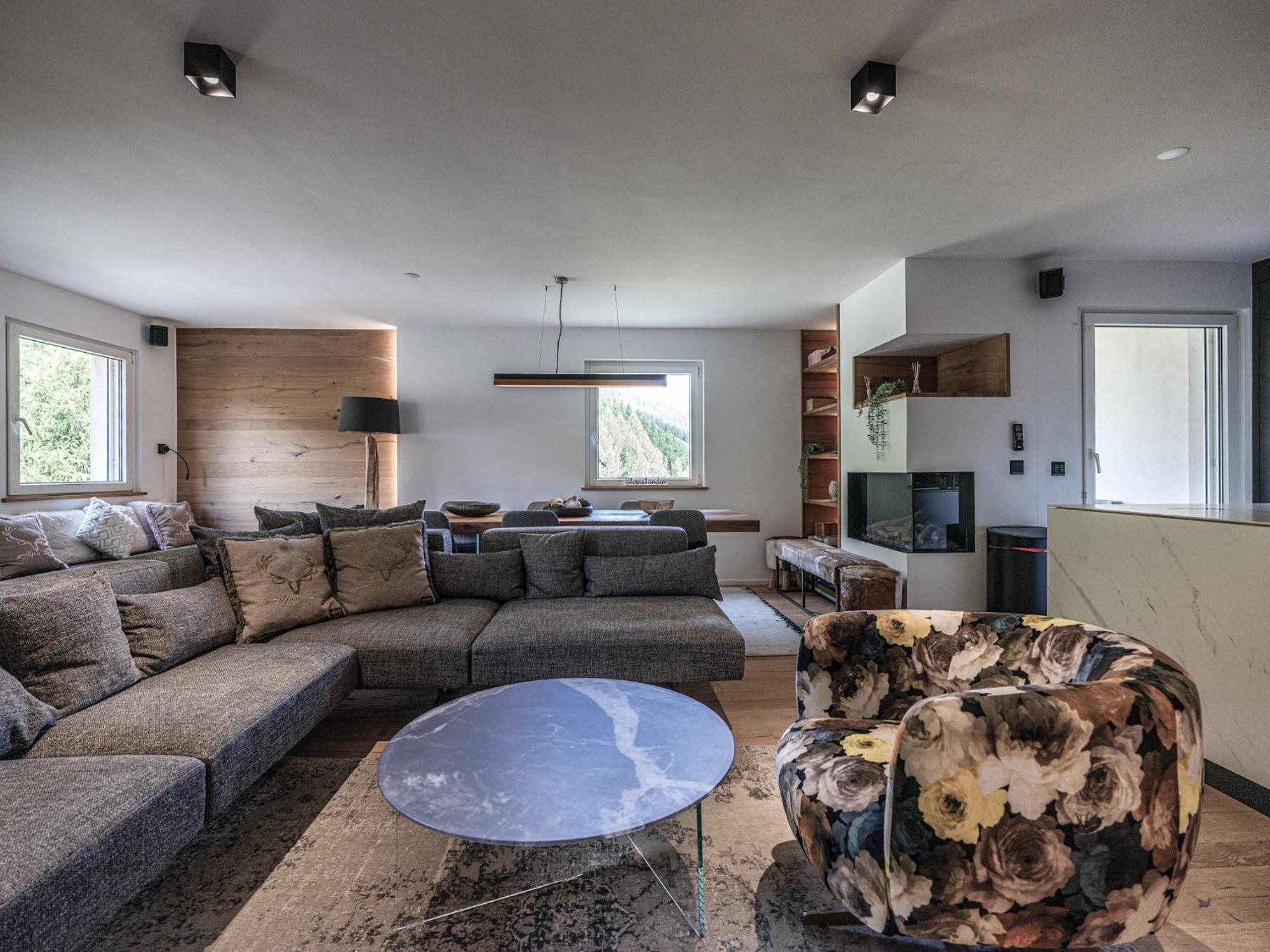 Luxury Mountain Apartment With Private Sauna And Underground Parking サンモリッツ エクステリア 写真
