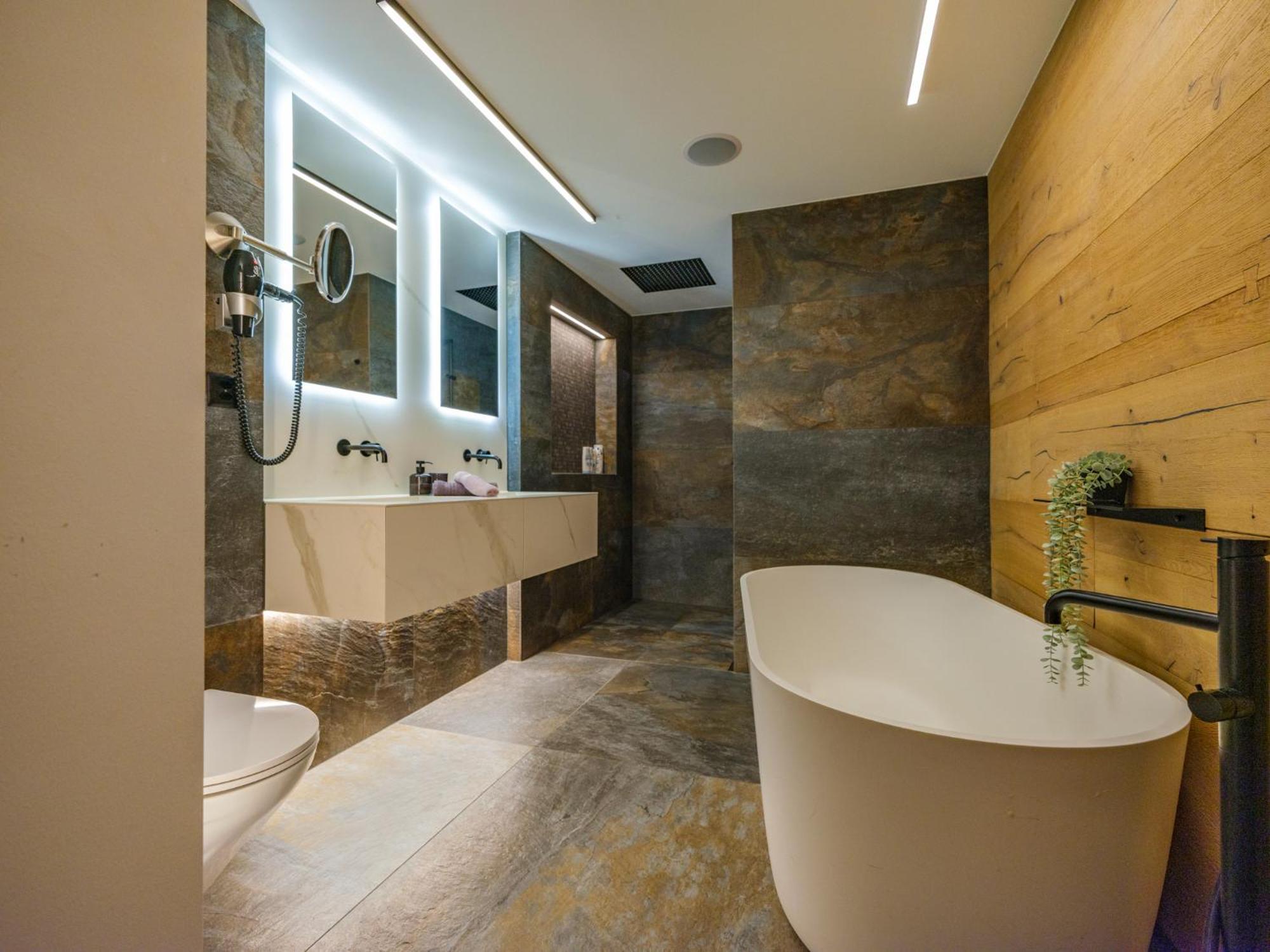 Luxury Mountain Apartment With Private Sauna And Underground Parking サンモリッツ エクステリア 写真