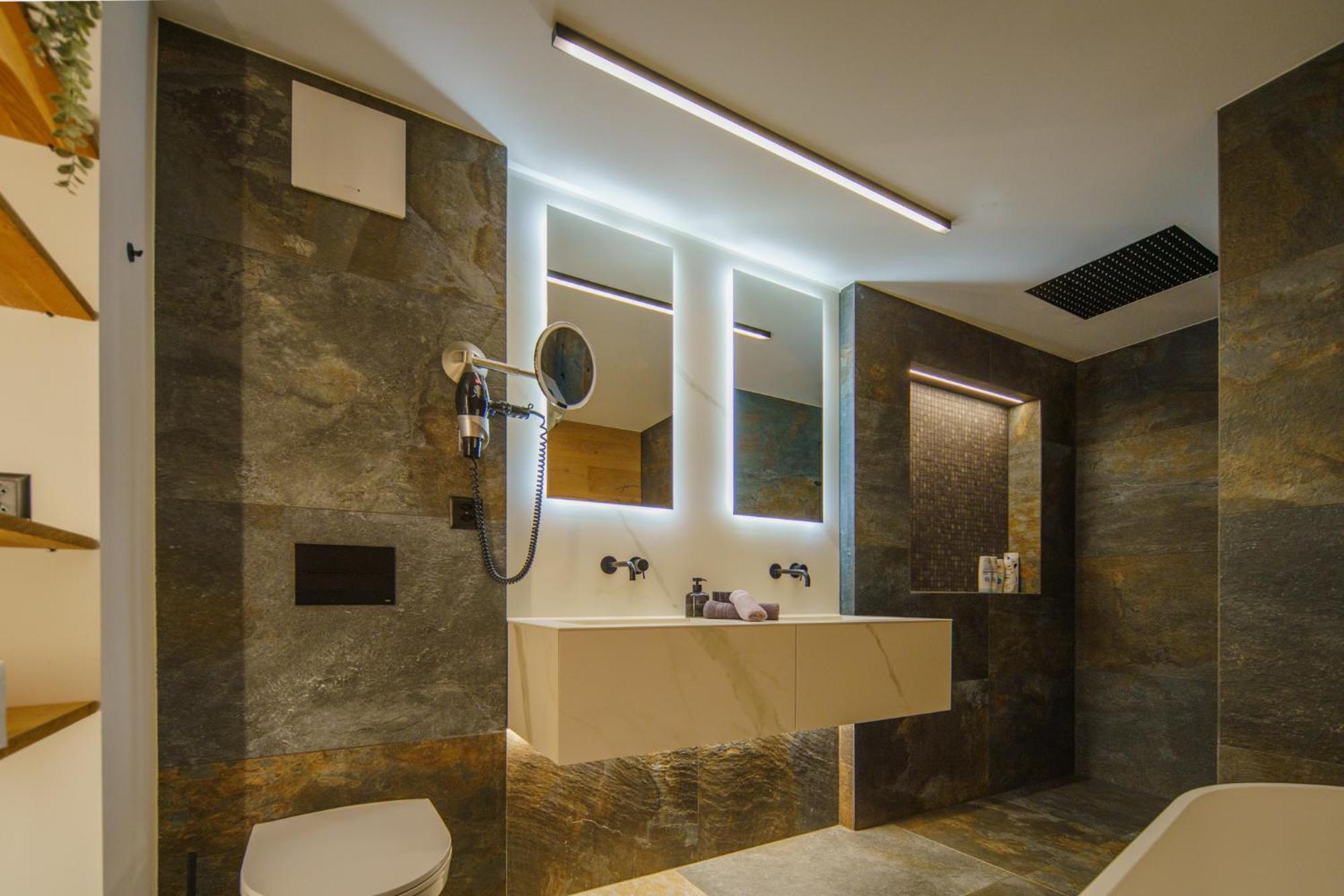 Luxury Mountain Apartment With Private Sauna And Underground Parking サンモリッツ エクステリア 写真